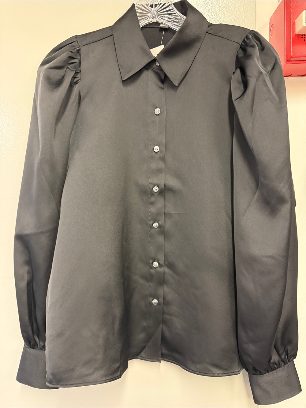 Ann Taylor Black Puff-Sleeve Button-Front Shirt